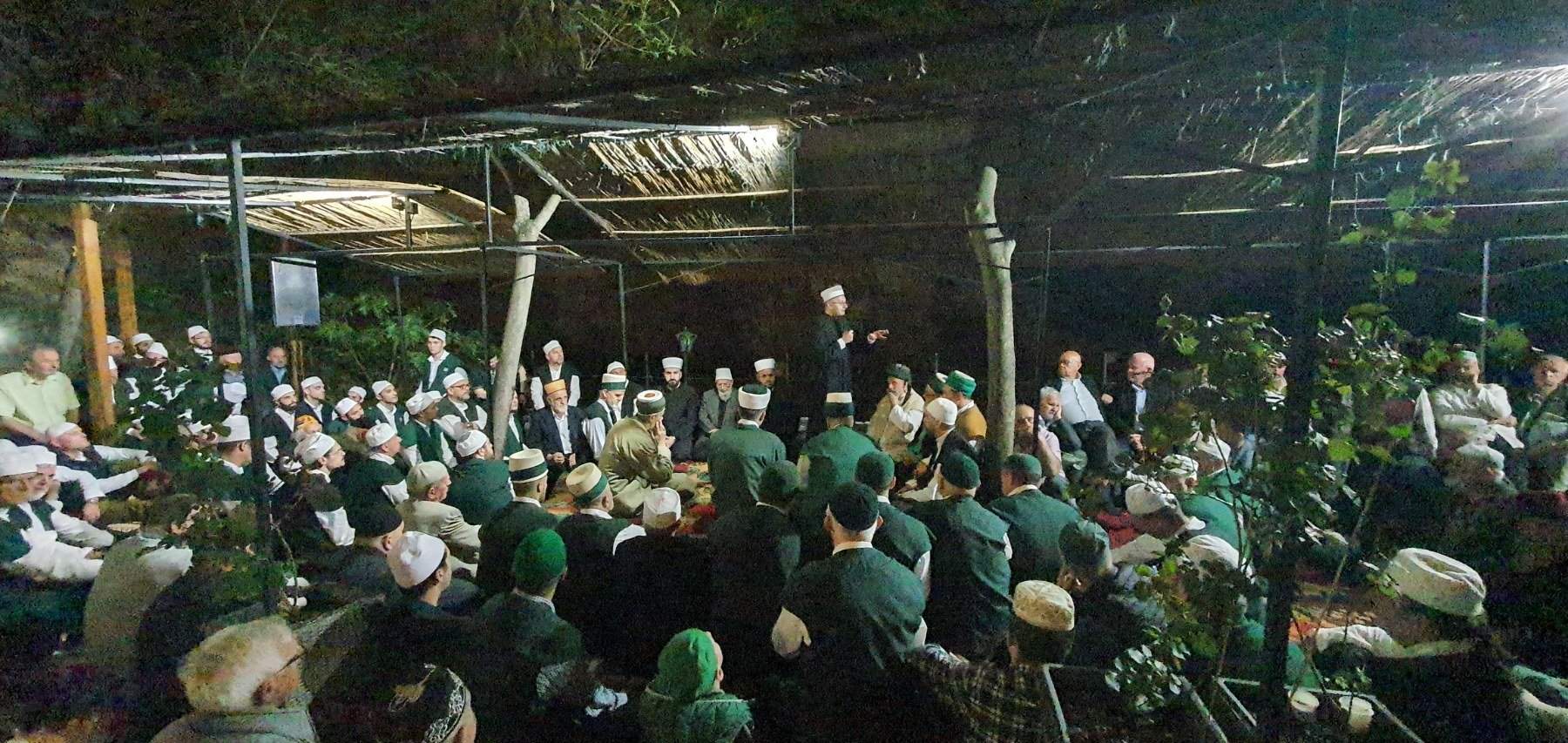 Sutra tradicionalni mevlud na vrelu Bune